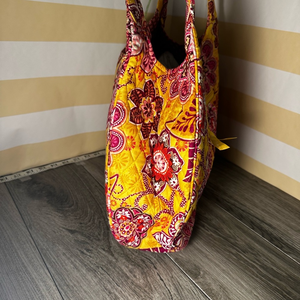 NWT Vera Bradley Large Hobo Bag; Boho Bali Gold Vintage Floral - Picture 6 of 8